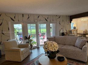 3842 Alcantara Ave 71D, Doral FL 33178