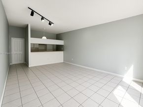 18250 Mediterranean Blvd 815, Hialeah FL 33015