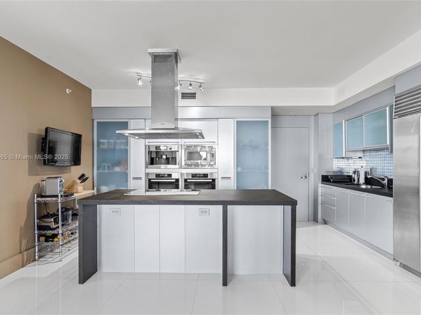 18201 Collins Ave 709, Sunny Isles Beach FL 33160