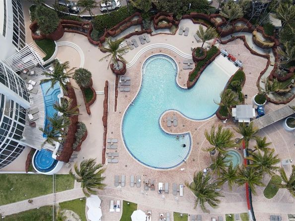 18201 Collins Ave 709, Sunny Isles Beach FL 33160