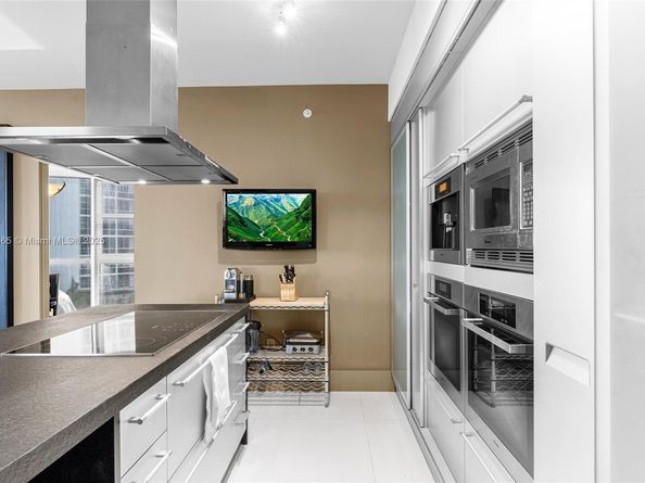 18201 Collins Ave 709, Sunny Isles Beach FL 33160