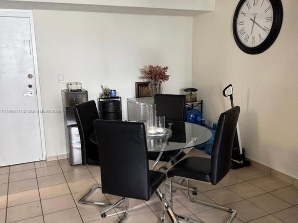 5055 NW 7th St 807, Miami FL 33126