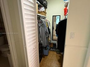 5055 NW 7th St 807, Miami FL 33126