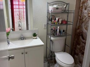 5055 NW 7th St 807, Miami FL 33126