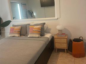 338 Roosevelt St, Hollywood FL 33019