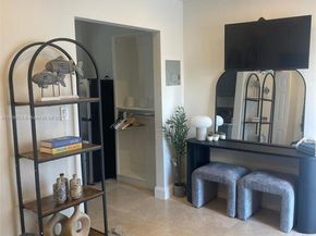 338 Roosevelt St, Hollywood FL 33019