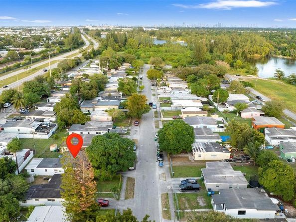 1951 Rutland St, Opa-Locka FL 33054