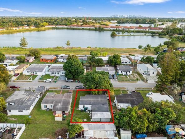 1951 Rutland St, Opa-Locka FL 33054