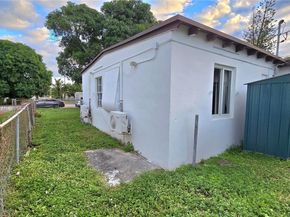 1951 Rutland St, Opa-Locka FL 33054