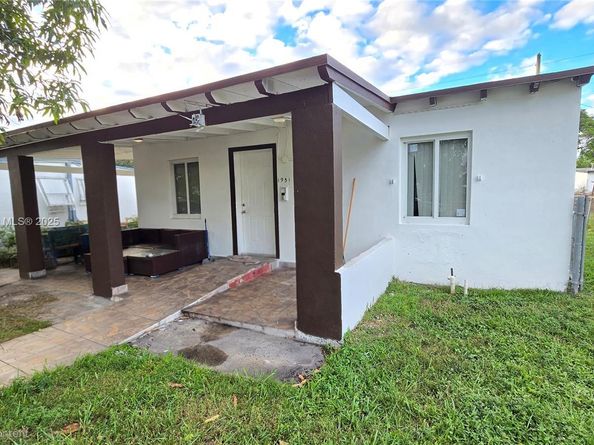 1951 Rutland St, Opa-Locka FL 33054