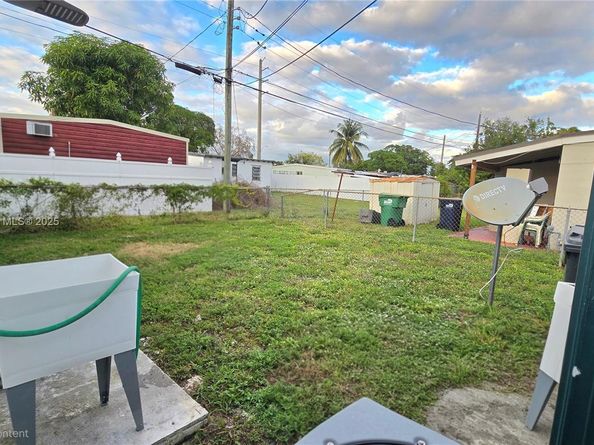 1951 Rutland St, Opa-Locka FL 33054