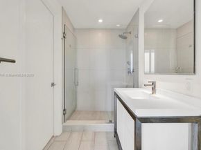 2000 Metropica Way 2307, Sunrise FL 33323