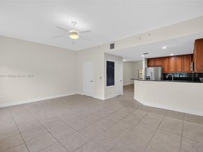 704 SW 1st Ave, Pompano Beach FL 33060