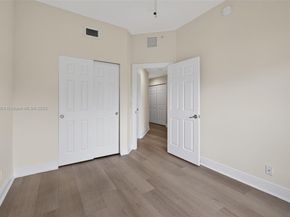 704 SW 1st Ave, Pompano Beach FL 33060
