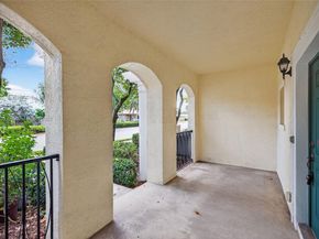 704 SW 1st Ave, Pompano Beach FL 33060