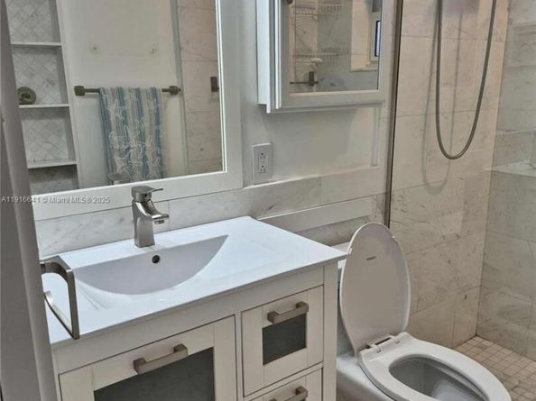 4204 NW 47th Ct, Tamarac FL 33319