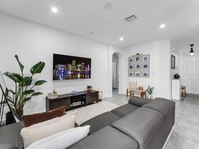 134 SE 28th Ter 10, Homestead FL 33033