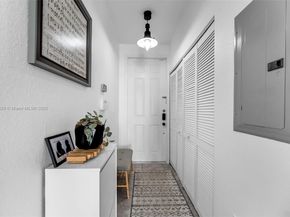 134 SE 28th Ter 10, Homestead FL 33033