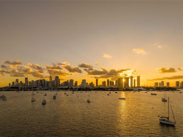 441 N Hibiscus Dr, Miami Beach FL 33139