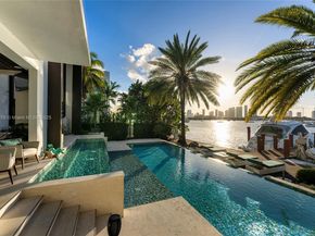 441 N Hibiscus Dr, Miami Beach FL 33139