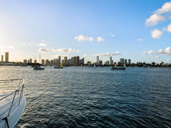 441 N Hibiscus Dr, Miami Beach FL 33139
