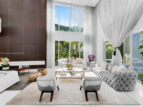 441 N Hibiscus Dr, Miami Beach FL 33139