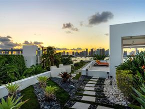 441 N Hibiscus Dr, Miami Beach FL 33139
