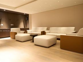 300 Biscayne Boulevard Way 2208W, Miami FL 33131