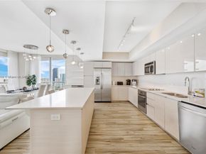 2600 E Hallandale Beach Blvd T2401, Hallandale Beach FL 33009