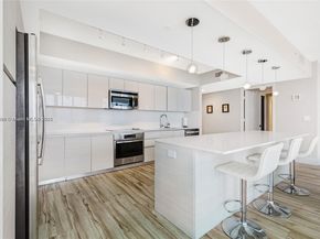 2600 E Hallandale Beach Blvd T2401, Hallandale Beach FL 33009