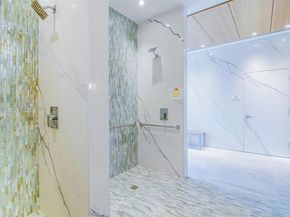 460 NE 28th St 1601, Miami FL 33137