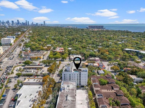 2740 SW 28th Ter 508, Miami FL 33133