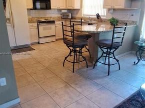 520 NW 166th Ave, Pembroke Pines FL 33028