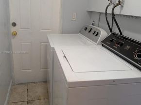 2132 Mckinley St, Hollywood FL 33020