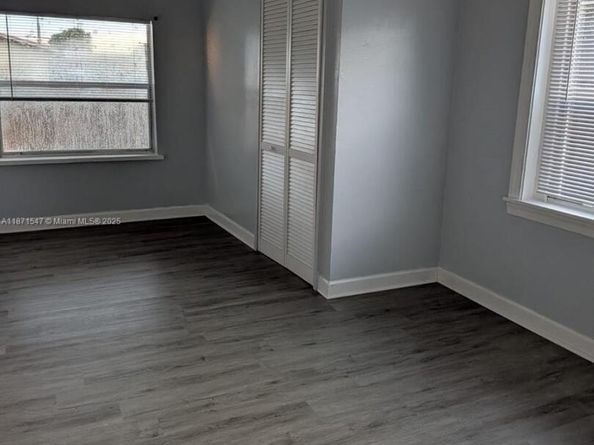 2132 Mckinley St, Hollywood FL 33020