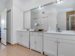 846 NW 135th Ter, Pembroke Pines FL 33028