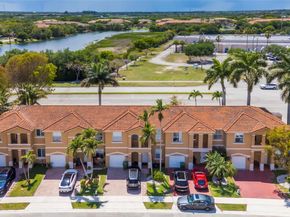 846 NW 135th Ter, Pembroke Pines FL 33028