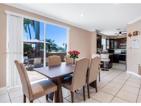846 NW 135th Ter, Pembroke Pines FL 33028