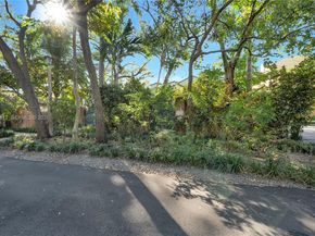 1720 Espanola Dr, Miami FL 33133