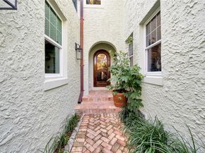 1720 Espanola Dr, Miami FL 33133