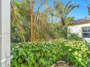 1720 Espanola Dr, Miami FL 33133