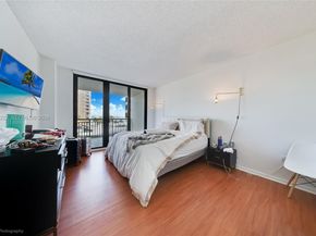 540 Brickell Key Dr 608, Miami FL 33131