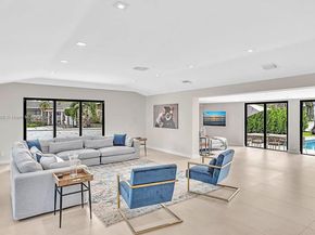 536 Hibiscus Dr, Hallandale Beach FL 33009