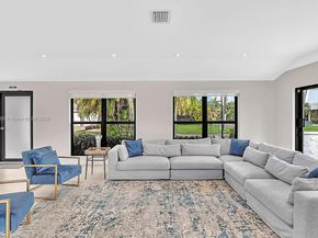 536 Hibiscus Dr, Hallandale Beach FL 33009