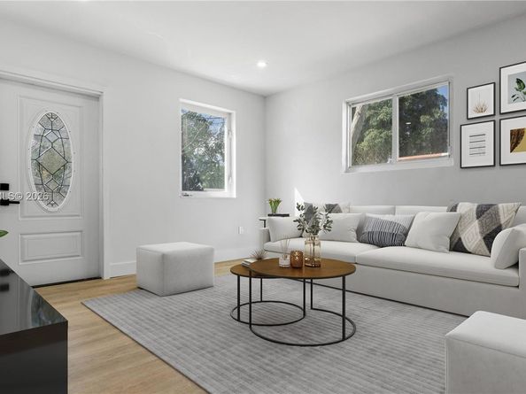 1735 NW 126th St, Miami FL 33167