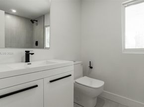 1735 NW 126th St, Miami FL 33167