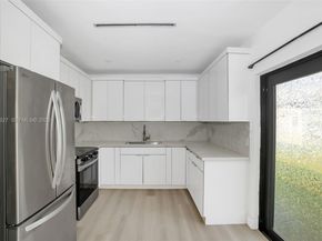 14520 Carver Drive, Miami FL 33176