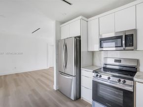 14520 Carver Drive, Miami FL 33176