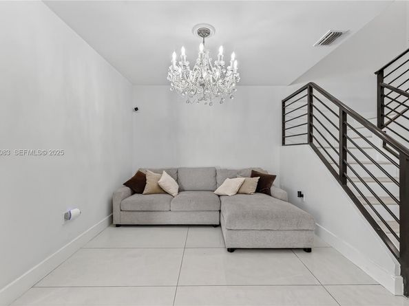 20903 Leeward Ct 3141, Aventura FL 33180