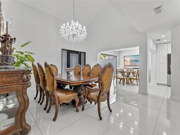 20903 Leeward Ct 3141, Aventura FL 33180